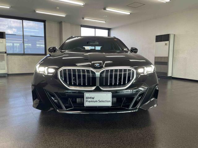 5シリーズ 523d xDrive Mスポーツ ワンオーナー車 コンフォートドライビングパッケージ 20インチアロイホイール フロント・リアコーナーセンサー 純正ナビゲーション ETC アクティブクルーズコントロール(4枚目)