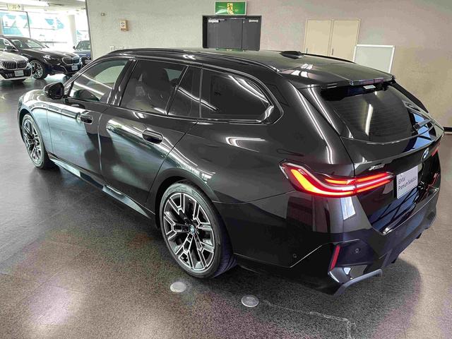 5シリーズ 523d xDrive Mスポーツ ワンオーナー車 コンフォートドライビングパッケージ 20インチアロイホイール フロント・リアコーナーセンサー 純正ナビゲーション ETC アクティブクルーズコントロール(8枚目)