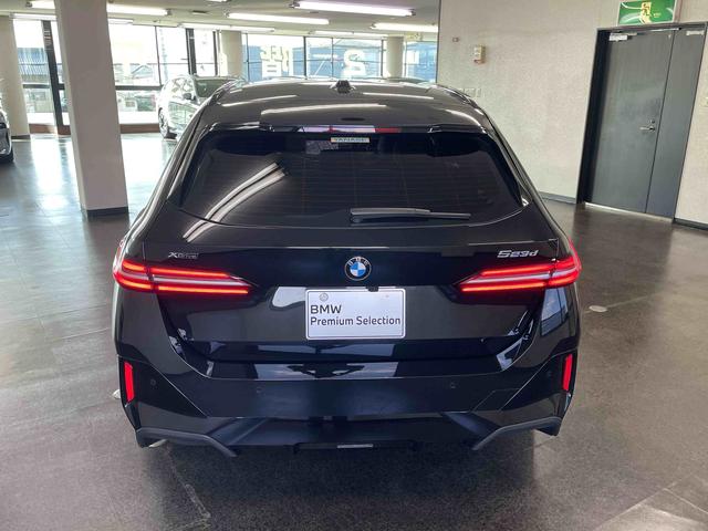 5シリーズ 523d xDrive Mスポーツ ワンオーナー車 コンフォートドライビングパッケージ 20インチアロイホイール フロント・リアコーナーセンサー 純正ナビゲーション ETC アクティブクルーズコントロール(10枚目)