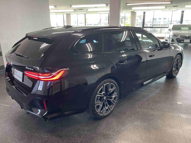 5シリーズ 523d xDrive Mスポーツ ワンオーナー車 コンフォートドライビングパッケージ 20インチアロイホイール フロント・リアコーナーセンサー 純正ナビゲーション ETC アクティブクルーズコントロール(13枚目)