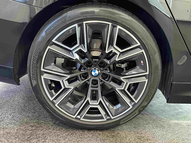 5シリーズ 523d xDrive Mスポーツ ワンオーナー車 コンフォートドライビングパッケージ 20インチアロイホイール フロント・リアコーナーセンサー 純正ナビゲーション ETC アクティブクルーズコントロール(20枚目)