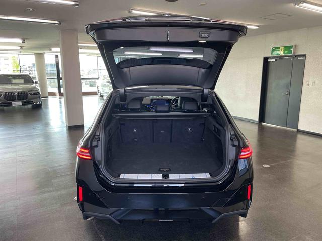 5シリーズ 523d xDrive Mスポーツ ワンオーナー車 コンフォートドライビングパッケージ 20インチアロイホイール フロント・リアコーナーセンサー 純正ナビゲーション ETC アクティブクルーズコントロール(21枚目)