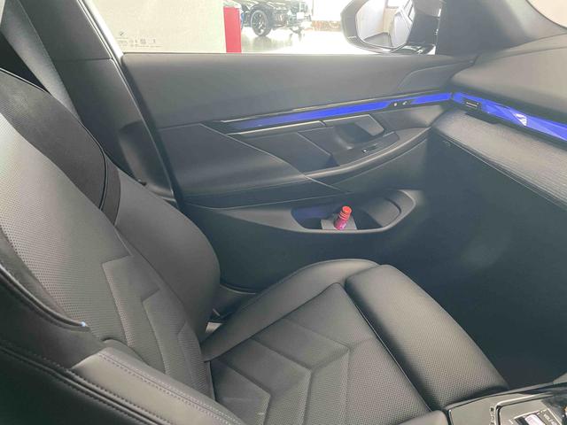 5シリーズ 523d xDrive Mスポーツ ワンオーナー車 コンフォートドライビングパッケージ 20インチアロイホイール フロント・リアコーナーセンサー 純正ナビゲーション ETC アクティブクルーズコントロール(48枚目)