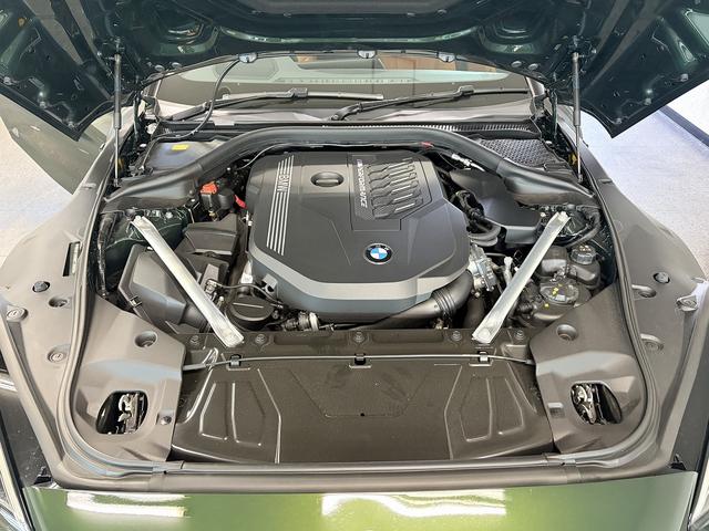 �E�H�[�^�[�X�|�b�g���o���ɂ����e�����R�[�g�͋����ɉ����ĂR��ށA�y�~���[�t�B�j�b�V���z�y���X�[�p�[�z�y���v���~�A���z���������܂��B�R�[�e�B���O�͉��n�������̐S�A�m���ȋZ�p�Ŏ{�H���܂��A���C���������I