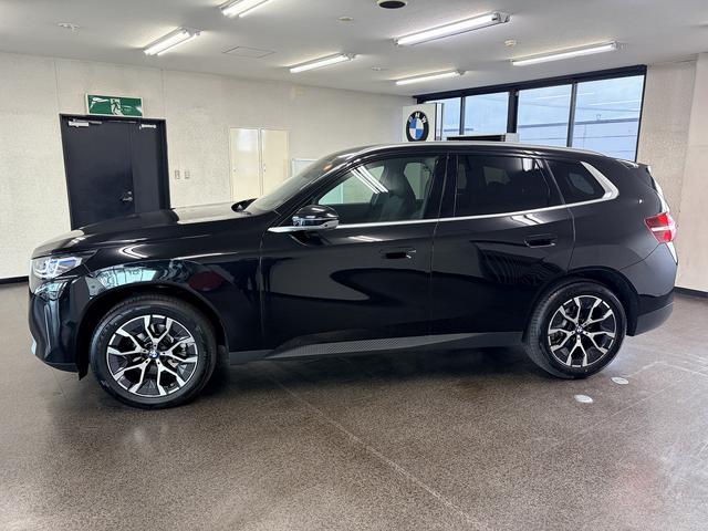 �d�S�Ⴍ�X�|�[�e�B�ȑ����̒��ɂ���i���̕Y���Ȃ܂��B���Ԃ������A���O�ɑn��グ��ꂽ�N���}�ɂ����o���Ȃ��Ɠ��̕��͋C��Z���O�ς͌���҂��䂫���Ď~�݂܂���B