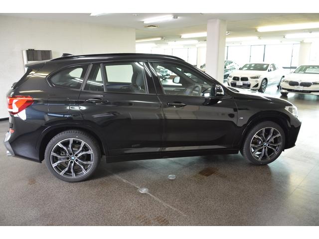 xDrive 18d Mスポーツ 元弊社デモカー アドバンスドセーフティPKG コンフォートPKG 純正19インチ(4枚目)