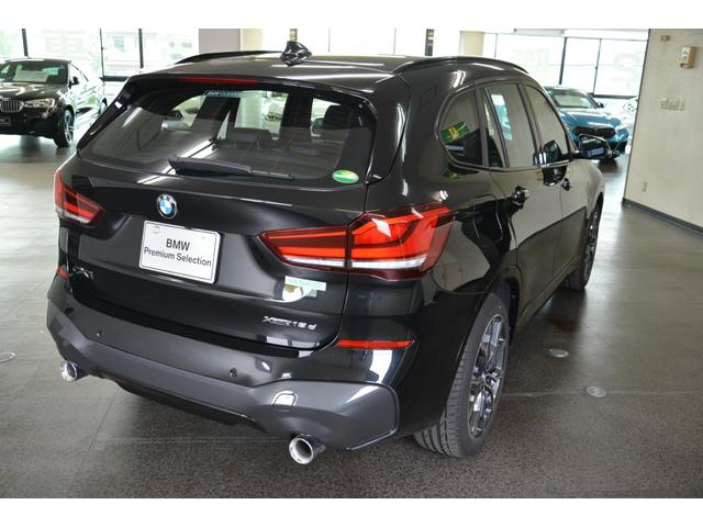 xDrive 18d Mスポーツ 元弊社デモカー アドバンスドセーフティPKG コンフォートPKG 純正19インチ(8枚目)