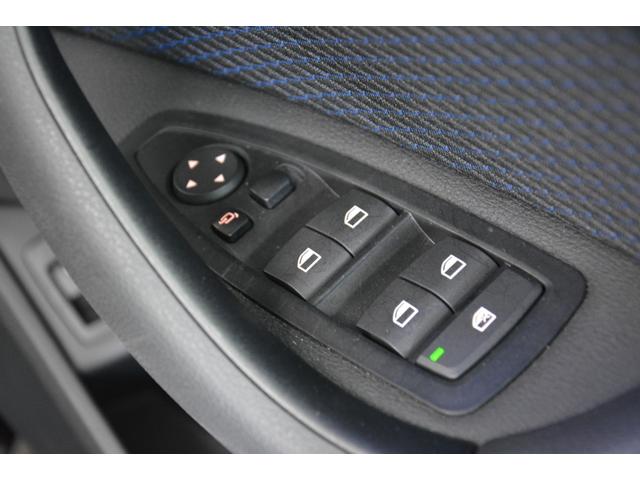 xDrive 18d Mスポーツ 元弊社デモカー アドバンスドセーフティPKG コンフォートPKG 純正19インチ(41枚目)