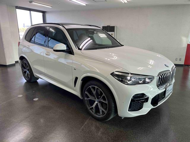 Ｘ５ ｘＤｒｉｖｅ　３５ｄ　Ｍスポーツハイラインパッケージ　ワンオーナー禁煙車　ブラックレザー　パノラマガラスサンルーフ　前後シートヒーター　２１インチＡＷ　ヘッドアップディスプレイ　追従式クルコン　ハンドルサポート（15枚目）