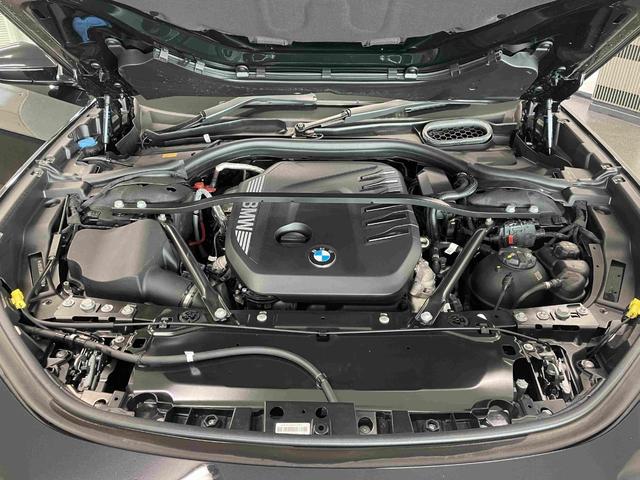 ７シリーズ ７４０ｄ　ｘＤｒｉｖｅ　Ｍスポーツ　元デモカー　ブラックレザー　Ｂｏｗｅｒｓ　＆　Ｗｉｌｋｉｎｓ　アイコニックグロー　アラウンドビューモニター　電動トランクゲート（18枚目）