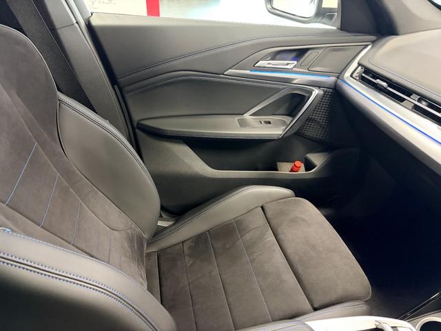 X1 xDrive 20d Mスポーツ 弊社元デモカー ヴェガンザレザー カーブドディスプレイ アラウンドビューモニター 電動トランクゲート シートヒーター 電動シート(49枚目)