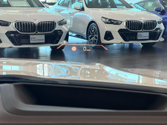 3シリーズ 330e Mスポーツ 弊社デモカー ブラックレザーシート 純正ナビゲーション ETC フロント・リアコーナーセンサー アクティブクルーズコントロール アラウンドビューモニター(39枚目)