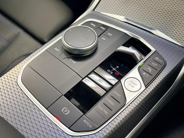 3シリーズ 330e Mスポーツ 弊社デモカー ブラックレザーシート 純正ナビゲーション ETC フロント・リアコーナーセンサー アクティブクルーズコントロール アラウンドビューモニター(48枚目)