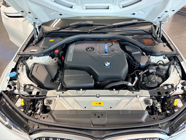 3シリーズ 330e Mスポーツ 弊社デモカー ブラックレザーシート 純正ナビゲーション ETC フロント・リアコーナーセンサー アクティブクルーズコントロール アラウンドビューモニター(55枚目)