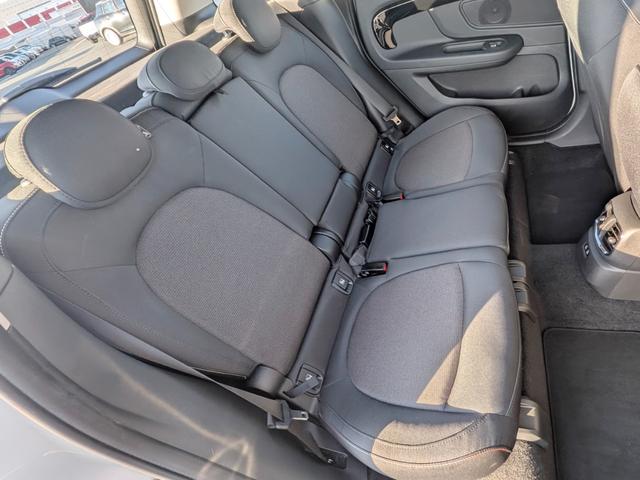 ＭＩＮＩ クーパーＤ　クロスオーバー　クーパーＤ　クロスオーバー（12枚目）