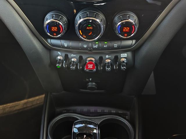 ＭＩＮＩ クーパーＤ　クロスオーバー　クーパーＤ　クロスオーバー（19枚目）