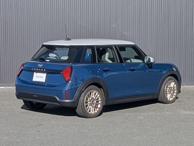 ＭＩＮＩ クーパーＣ　フェイバリット・トリム（7枚目）