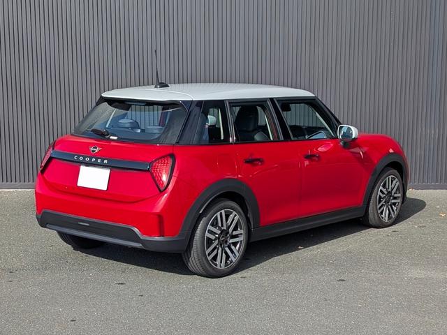 ＭＩＮＩ クーパーＣ　クラシック・トリム（8枚目）