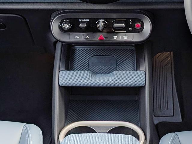 ＭＩＮＩ カントリーマンＤ　フェイバリット・トリム（21枚目）