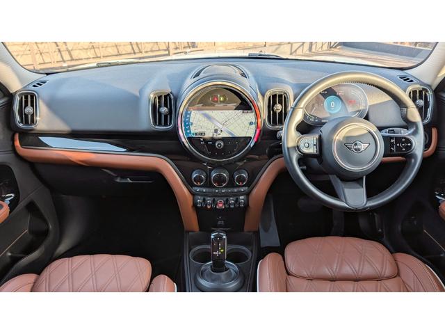ＭＩＮＩ クーパーＤクロスオーバープレミアム＋Ｐクラシクトリム　モルトブラウンレザー　純正ナビ＋ＣＡＲＰＬＡＹ付（11枚目）