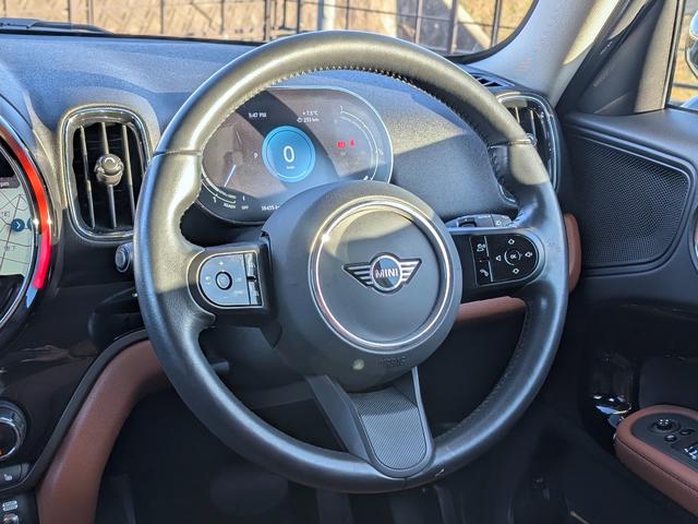 ＭＩＮＩ クーパーＤクロスオーバープレミアム＋Ｐクラシクトリム　モルトブラウンレザー　純正ナビ＋ＣＡＲＰＬＡＹ付（14枚目）