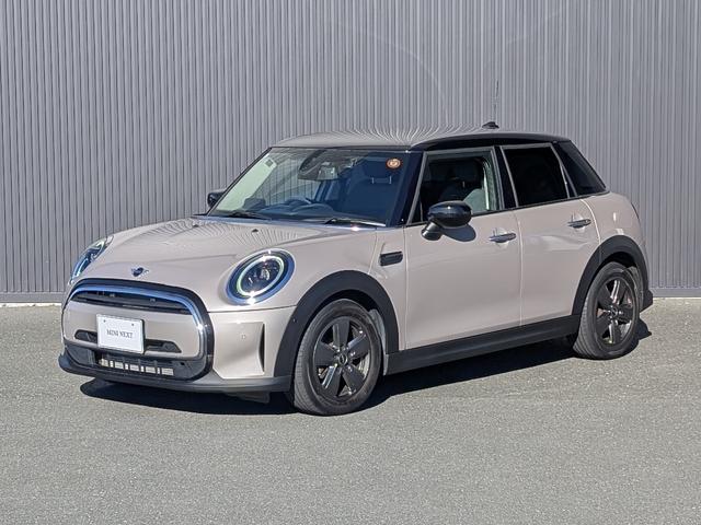 ＭＩＮＩ クーパー　クラシック・トリム　アップルカープレイ付き（3枚目）