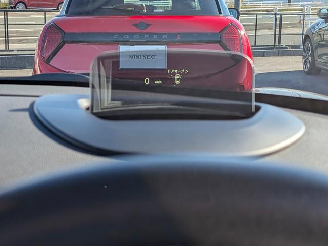 ＭＩＮＩ クーパー　クラシック・トリム　アップルカープレイ付き（15枚目）