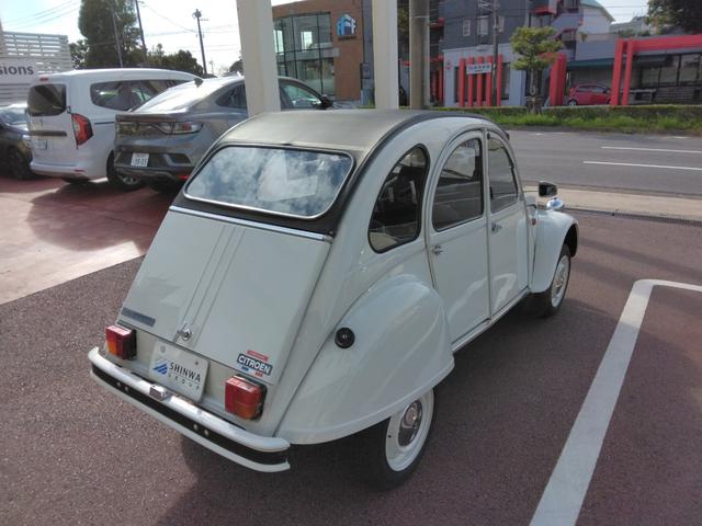 ２ＣＶ６ 　チャールストン　４ＭＴ　正規輸入車　最終製造年式　社外ＣＤデッキ　Ｈ１７年レストア全塗装（8枚目）