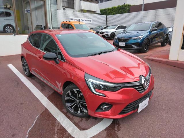 ルーテシア E-テックハイブリッド 0-170km/h対応追従クルコン レーンセンタリングアシスト 先進安全機能 Apple/Androidディスプレイオーディオ Rカメラ 前後ソナー ステアリングヒーター 17AW(6枚目)