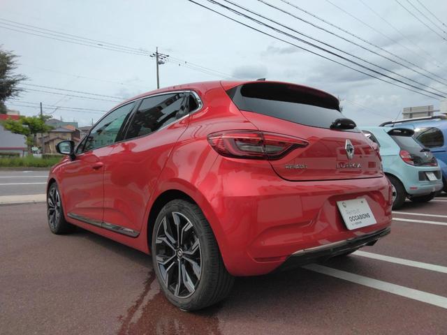 ルーテシア E-テックハイブリッド 0-170km/h対応追従クルコン レーンセンタリングアシスト 先進安全機能 Apple/Androidディスプレイオーディオ Rカメラ 前後ソナー ステアリングヒーター 17AW(9枚目)