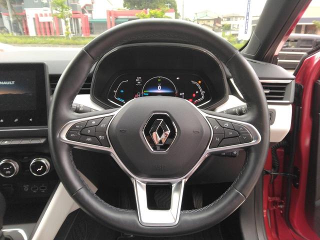 ルーテシア E-テックハイブリッド 0-170km/h対応追従クルコン レーンセンタリングアシスト 先進安全機能 Apple/Androidディスプレイオーディオ Rカメラ 前後ソナー ステアリングヒーター 17AW(14枚目)