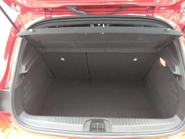 ルーテシア E-テックハイブリッド 0-170km/h対応追従クルコン レーンセンタリングアシスト 先進安全機能 Apple/Androidディスプレイオーディオ Rカメラ 前後ソナー ステアリングヒーター 17AW(27枚目)