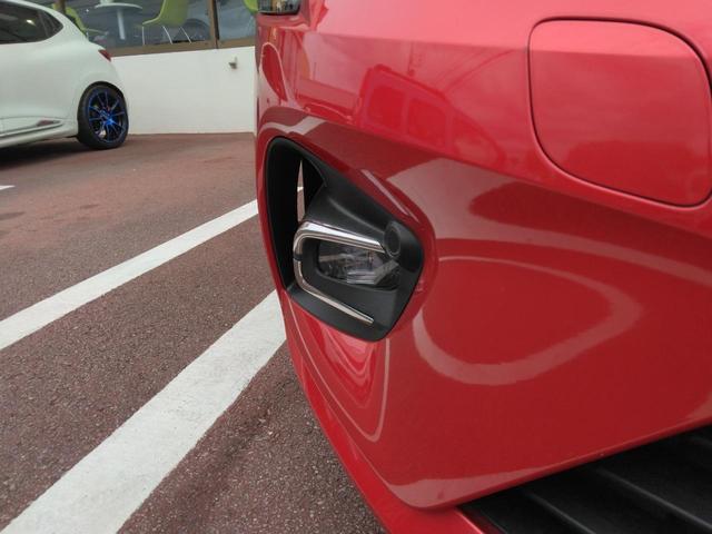 ルーテシア E-テックハイブリッド 0-170km/h対応追従クルコン レーンセンタリングアシスト 先進安全機能 Apple/Androidディスプレイオーディオ Rカメラ 前後ソナー ステアリングヒーター 17AW(35枚目)