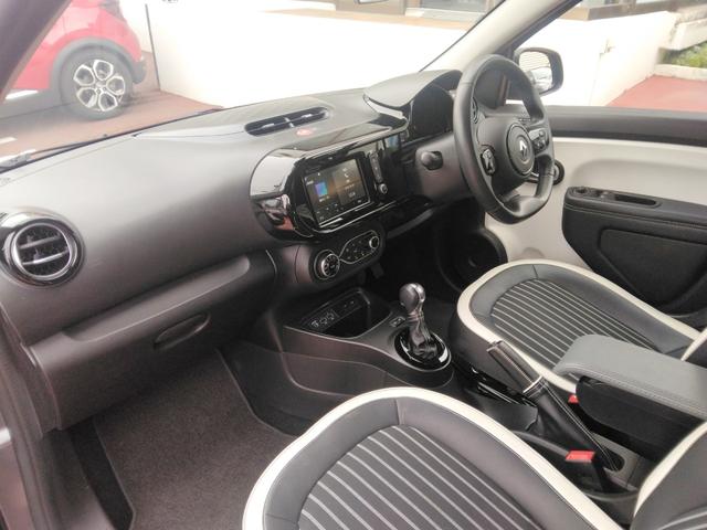 トゥインゴ サンドレ 限定車 16AW ハーフレザーシート シートヒーター Apple/Androidディスプレイオーディオ バックカメラ バックソナー 同色サイドモール(11枚目)