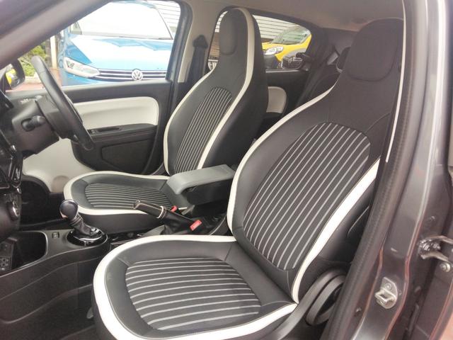 トゥインゴ サンドレ 限定車 16AW ハーフレザーシート シートヒーター Apple/Androidディスプレイオーディオ バックカメラ バックソナー 同色サイドモール(12枚目)