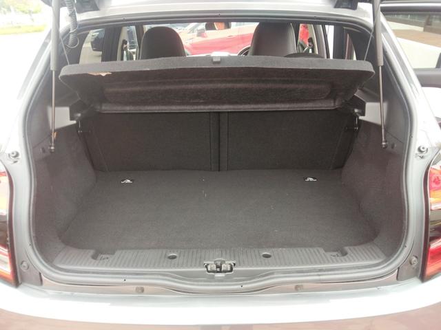 トゥインゴ サンドレ 限定車 16AW ハーフレザーシート シートヒーター Apple/Androidディスプレイオーディオ バックカメラ バックソナー 同色サイドモール(28枚目)