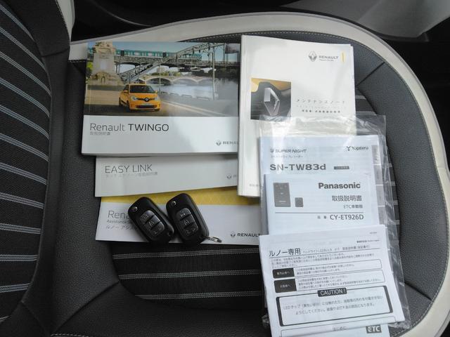 トゥインゴ サンドレ 限定車 16AW ハーフレザーシート シートヒーター Apple/Androidディスプレイオーディオ バックカメラ バックソナー 同色サイドモール(36枚目)