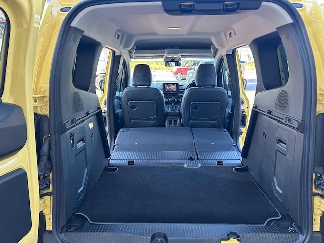 カングー クレアティフ 1.5ターボディーゼル デモUP 両側スライドドア 観音開き 0-170km/h対応追従クルコン Apple/Androidディスプレイオーディオ Rカメラ Rソナー(18枚目)