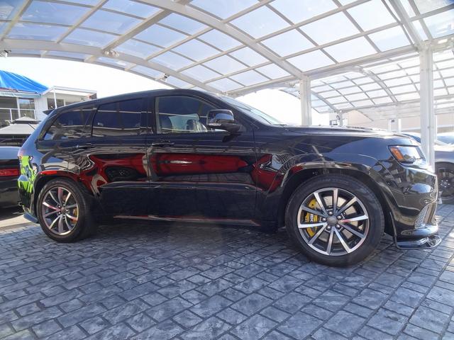 トラックホーク 新車並行車 707HP スーパーチャージャー(4枚目)