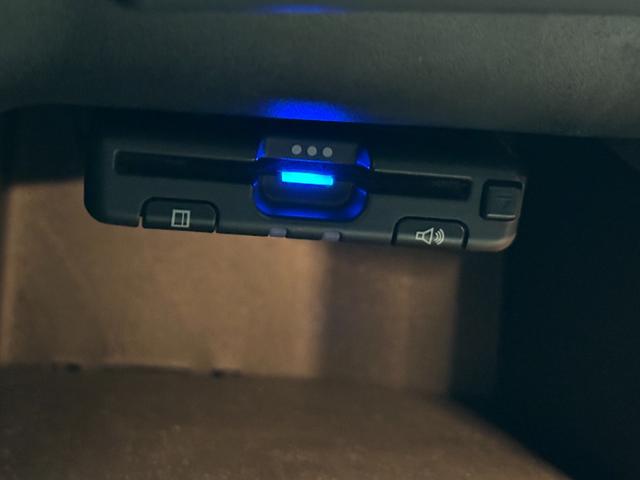 ダッジ・チャレンジャー Ｔ／Ａ３９２　ＥＤＧＥ　ＣＵＳＴＯＭＳ　ＲーＬＩＮＥ／ＷＯＲＫ２０インチアルミ／ａｉｒ　ｆｏｒｃｅ／専用アルカンタラコンビレザーシート／ＡＬＰＩＮＥサウンド／ＡｐｐｌｅＣａｒＰｌａｙ／ＡｎｄｒｏｉｄＡｕｔｏ（34枚目）
