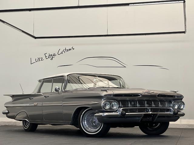 シボレーインパラ 1959y ワイヤーホイール ホワイトリボンタイヤ コラムAT フロントベンチシート(2枚目)