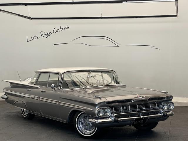 シボレーインパラ 1959y ワイヤーホイール ホワイトリボンタイヤ コラムAT フロントベンチシート(4枚目)