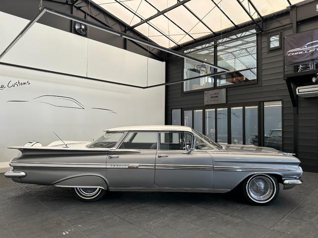 シボレーインパラ 1959y ワイヤーホイール ホワイトリボンタイヤ コラムAT フロントベンチシート(10枚目)