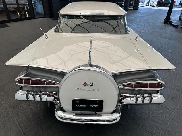 シボレーインパラ 1959y ワイヤーホイール ホワイトリボンタイヤ コラムAT フロントベンチシート(17枚目)