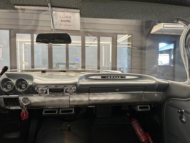 シボレーインパラ 1959y ワイヤーホイール ホワイトリボンタイヤ コラムAT フロントベンチシート(39枚目)