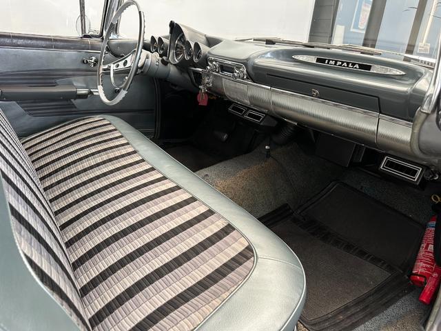シボレーインパラ 1959y ワイヤーホイール ホワイトリボンタイヤ コラムAT フロントベンチシート(43枚目)