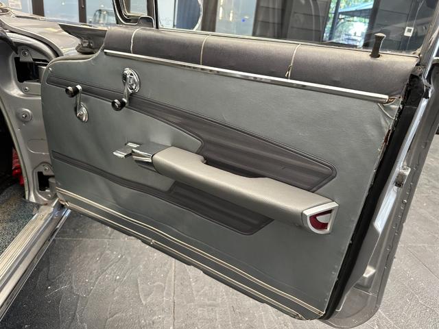 シボレーインパラ 1959y ワイヤーホイール ホワイトリボンタイヤ コラムAT フロントベンチシート(44枚目)