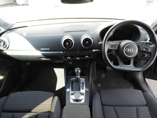 Ａ３ スポーツバック３０ＴＦＳＩ　スポーツ　アウディ認定中古車保証　Ａｕｄｉバーチャルコックピット　アウディサウンドシステム　（１０スピーカー）　アウディドライブセレクト（6枚目）