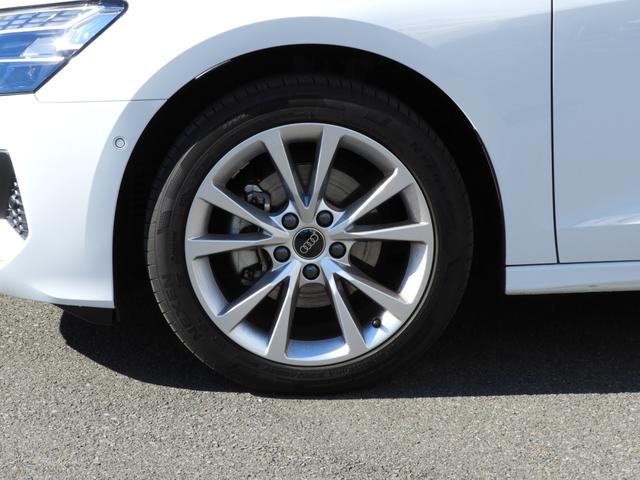 Ａ３セダン ３０ＴＦＳＩアドバンスド　アウディ認定中古車保証　コンビニエンス＆アシスタンスパッケージライト　ナビゲーションパッケージ　ＴＶチューナー　ＬＥＤヘッドライト　レイン／ライトセンサー（7枚目）