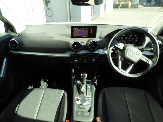 Ｑ２ ３５ＴＤＩアドバンスド　アウディ認定中古車保証　ＭＭＩナビゲーションシステム　テクノロジーパッケージ　コンビニエンス＆アシスタンスパッケージパッケージ（6枚目）